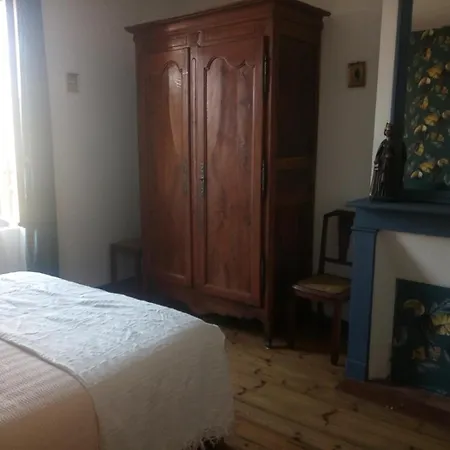 La Boutique D'yvonne *