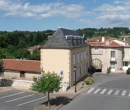 La Boutique D'yvonne *