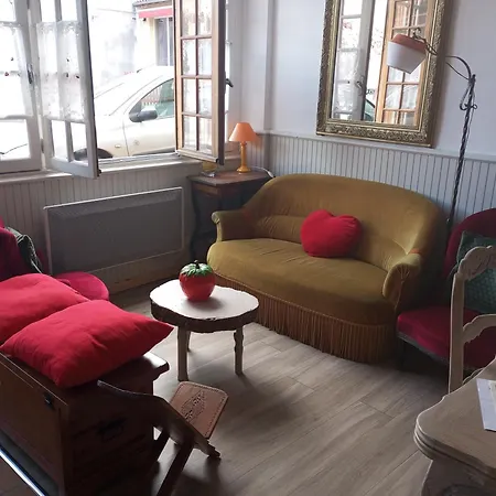 La Boutique D'yvonne
